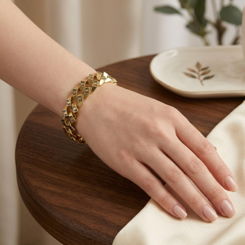 14 Ayar Altın Yaprak Motifli Gurmet Tasarım Bileklik