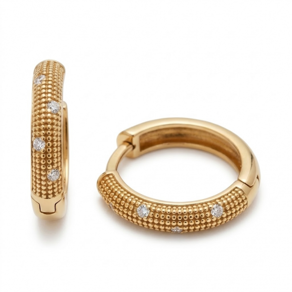 14 Ayar Altın Dokulu Yüzey Taşlı Halka Küpe